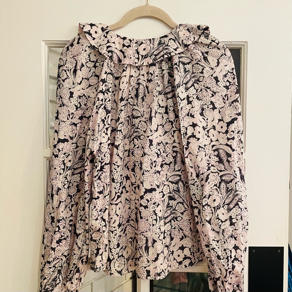 Anthropologie Pink Floral Ruffle Button DownV-NeckSizeMedium/NWOT - Picture 3 of 13